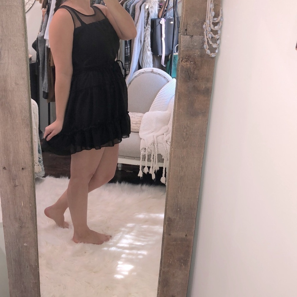 Pinky size medium tiered ruffle cocktail dress